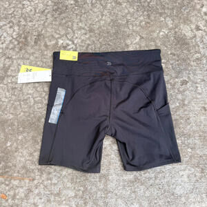 NWTs All in Motion Women's Black High-Waisted Bike Shorts w/ Pockets (L)